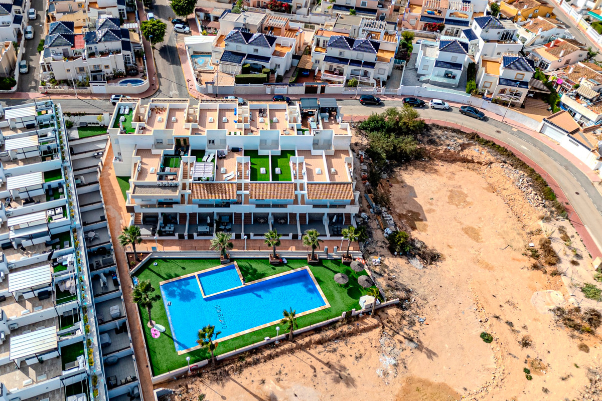Se vende Adosada de 3 dormitorios en Costa Blanca, Alicante, España