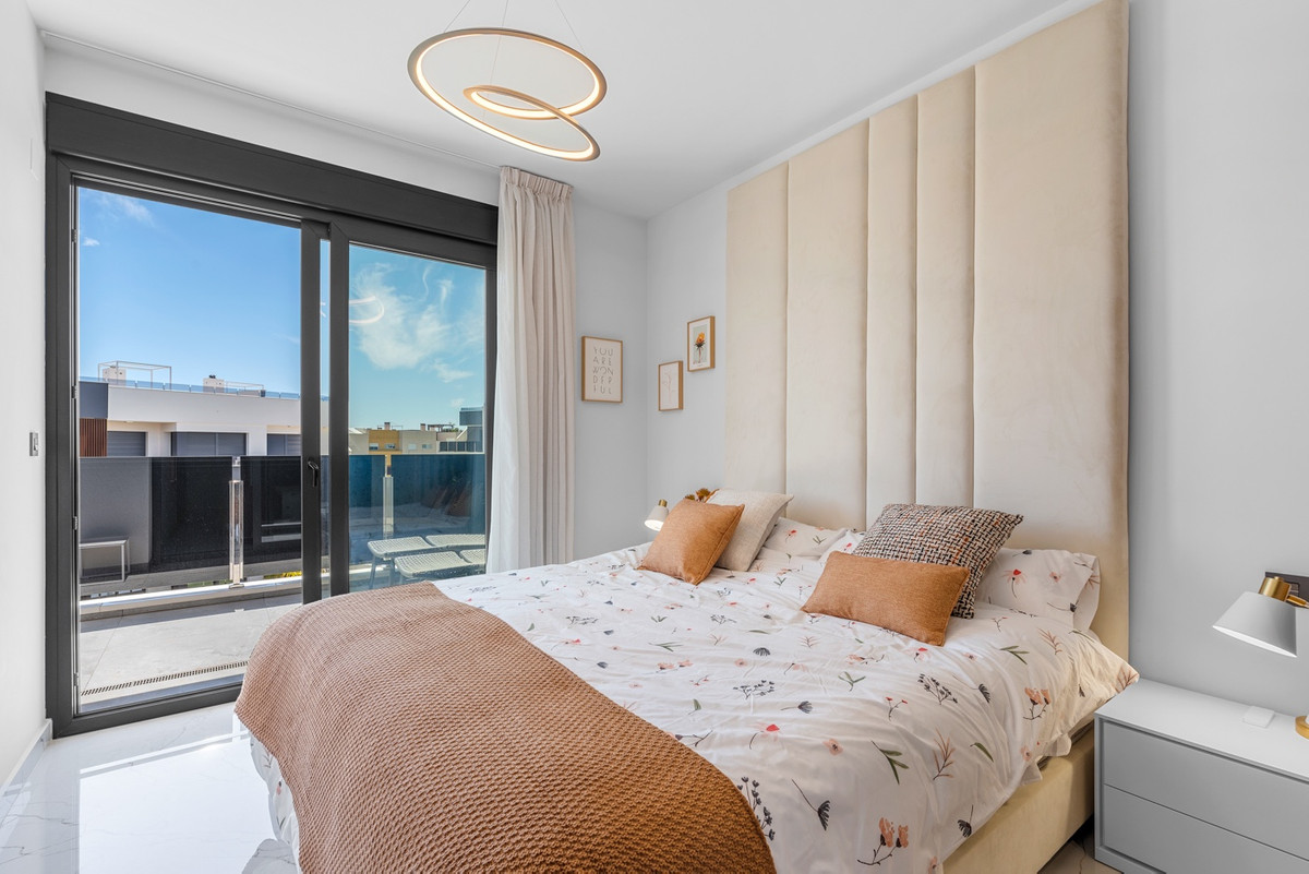 3 Bed Apartment for sale in Orihuela Costa Costa Blanca, Alicante, Spain