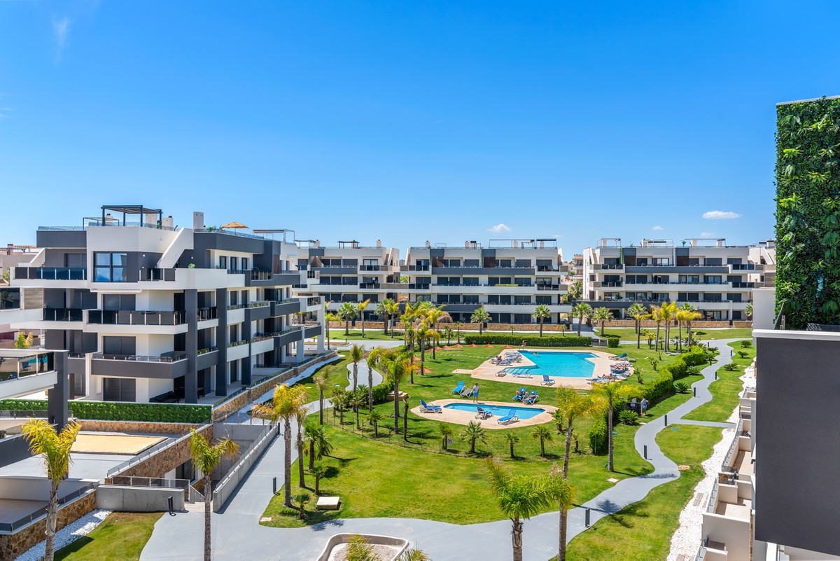3 Bed Apartment for sale in Orihuela Costa Costa Blanca, Alicante, Spain