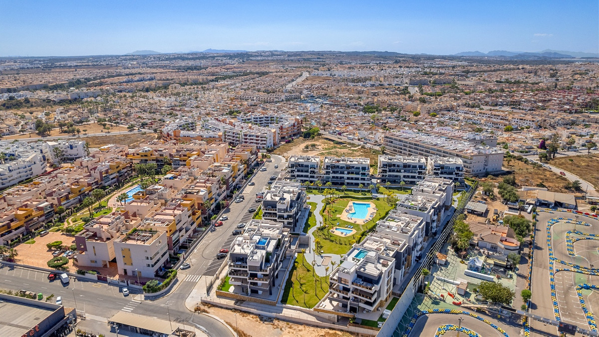 3 Bed Apartment for sale in Orihuela Costa Costa Blanca, Alicante, Spain