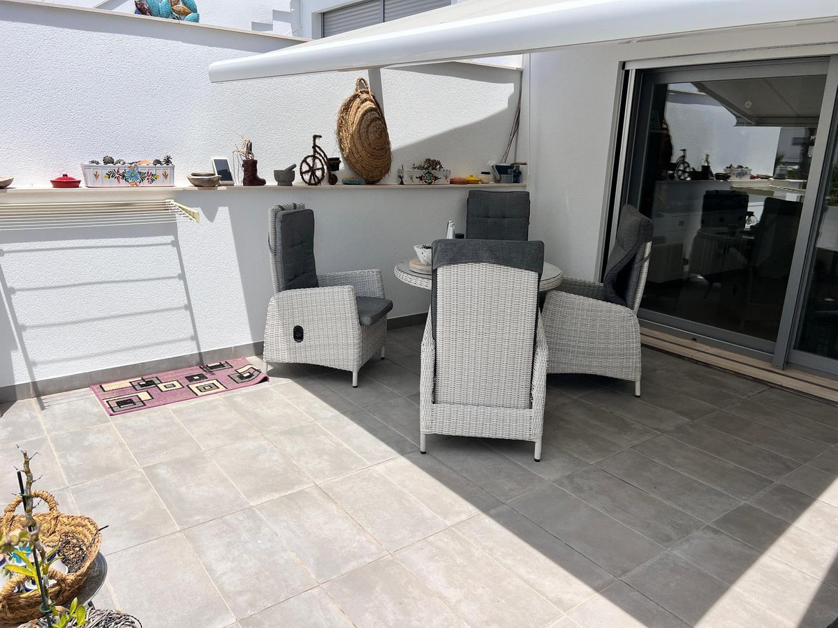 2 Bed Apartment for sale in Vista Bella Golf Costa Blanca, Alicante, Spain