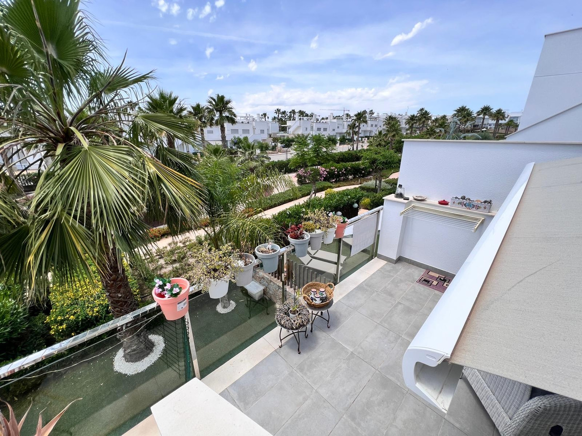 2 Bed Apartment for sale in Vista Bella Golf Costa Blanca, Alicante, Spain