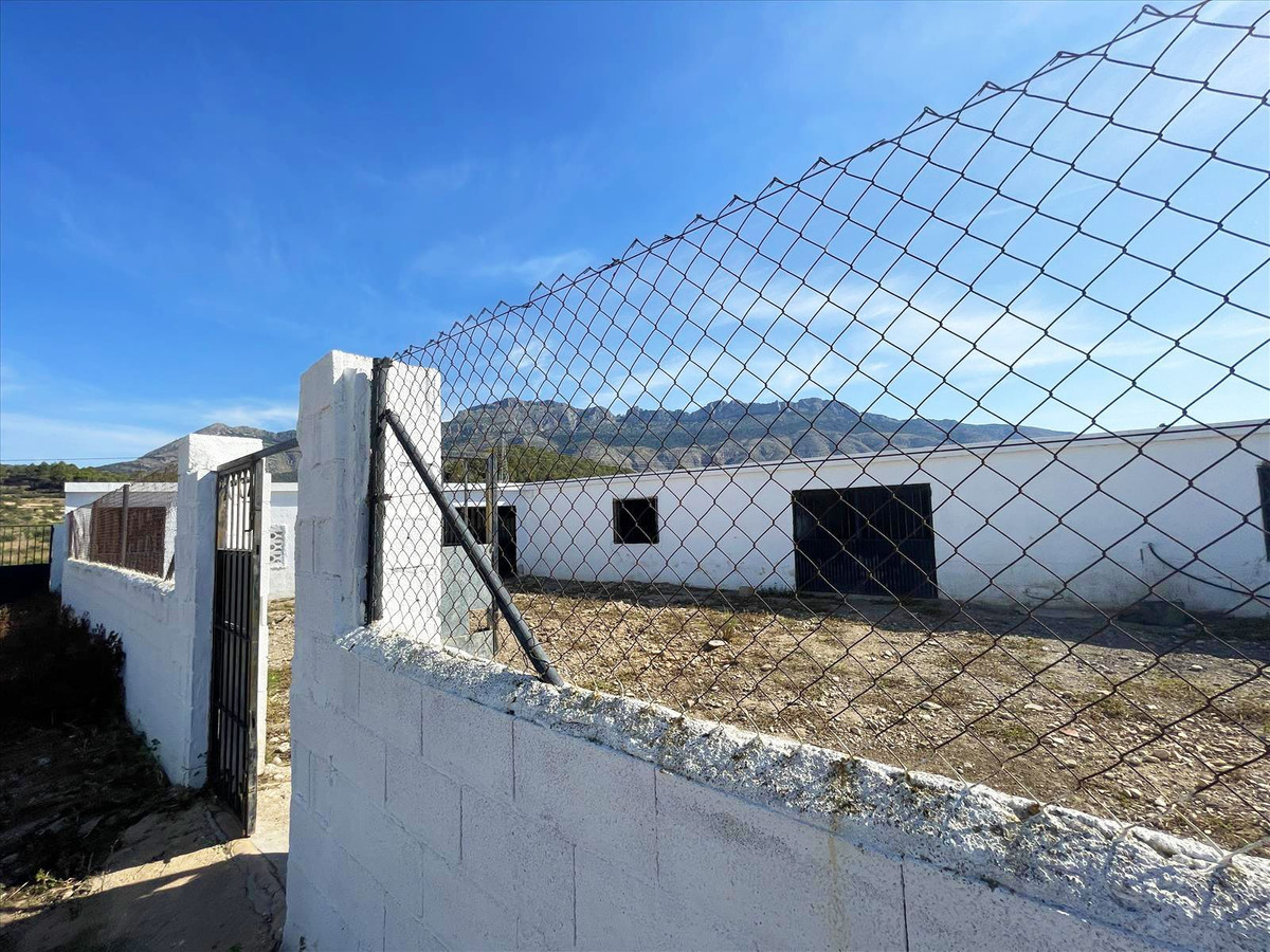 Se vende Villa - Chalet de 5 dormitorios en Costa Blanca, Alicante, España