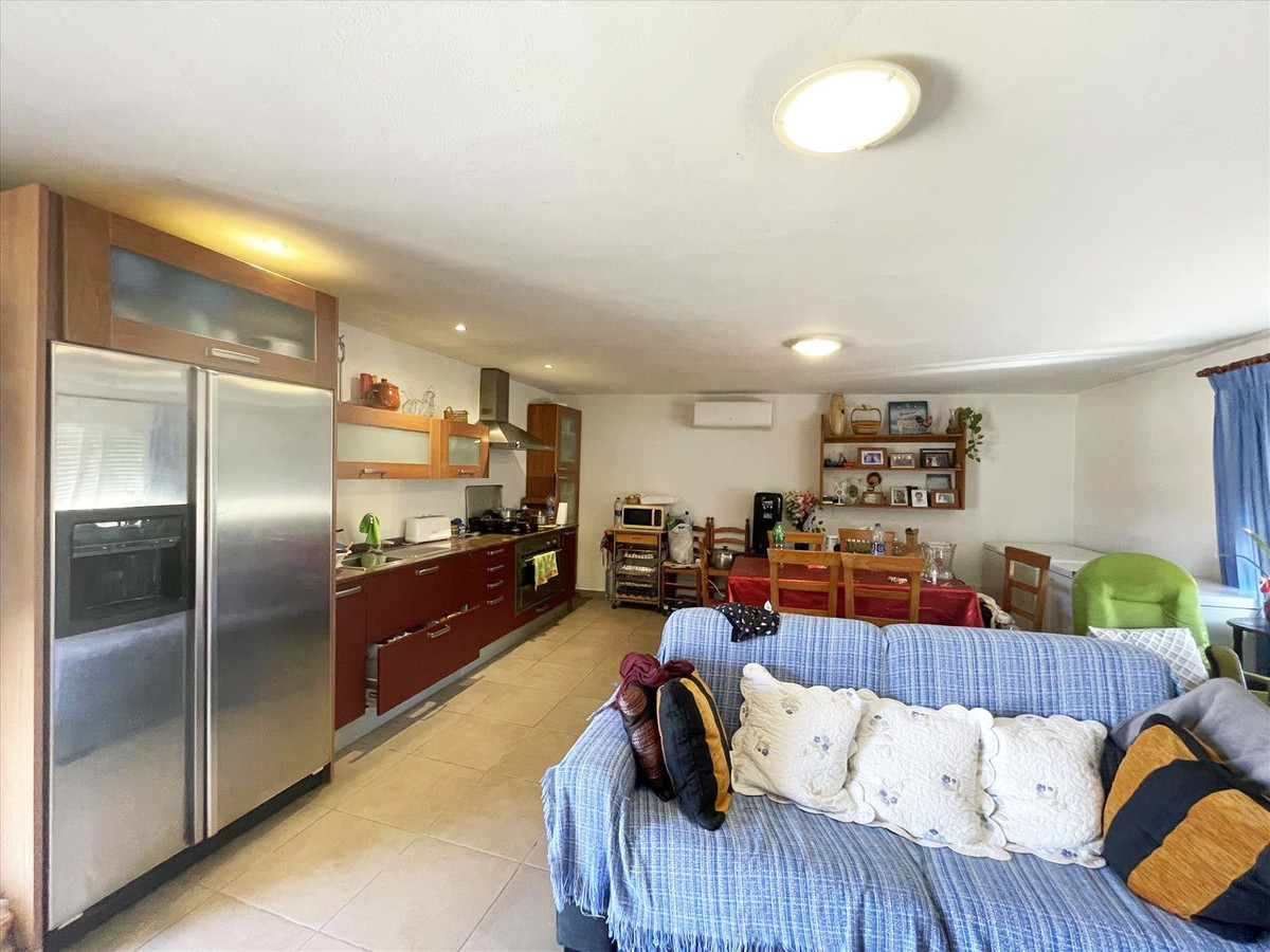 Se vende Villa - Chalet de 5 dormitorios en Costa Blanca, Alicante, España