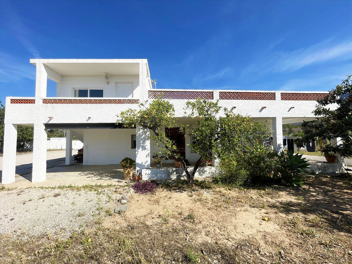 Se vende Villa - Chalet de 5 dormitorios en Costa Blanca, Alicante, España