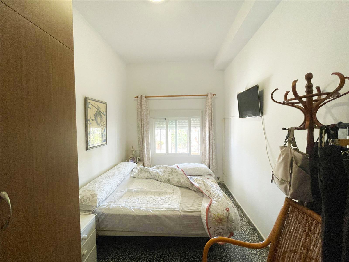 Se vende Villa - Chalet de 5 dormitorios en Costa Blanca, Alicante, España
