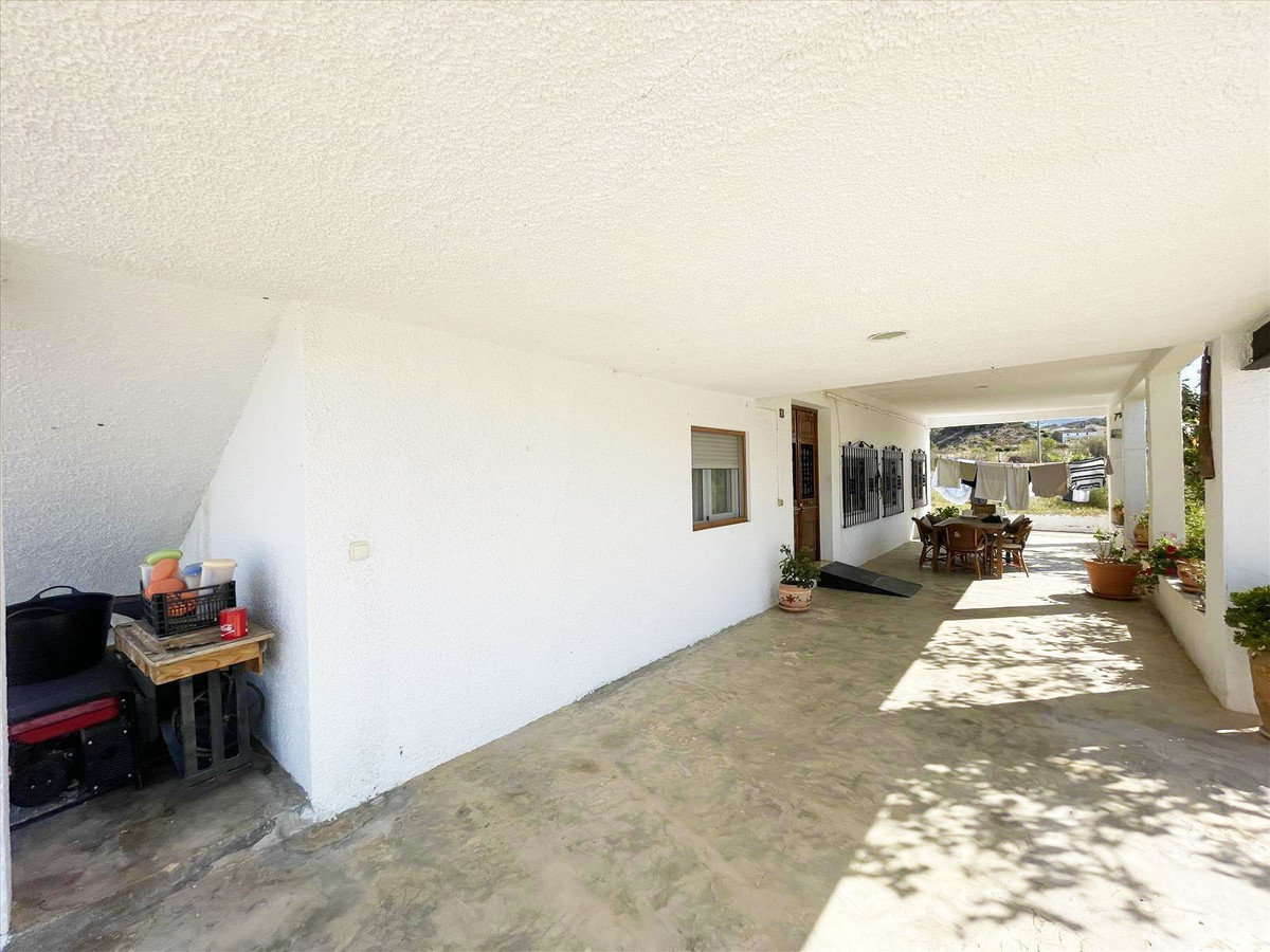Se vende Villa - Chalet de 5 dormitorios en Costa Blanca, Alicante, España