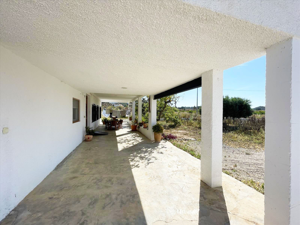 Se vende Villa - Chalet de 5 dormitorios en Costa Blanca, Alicante, España