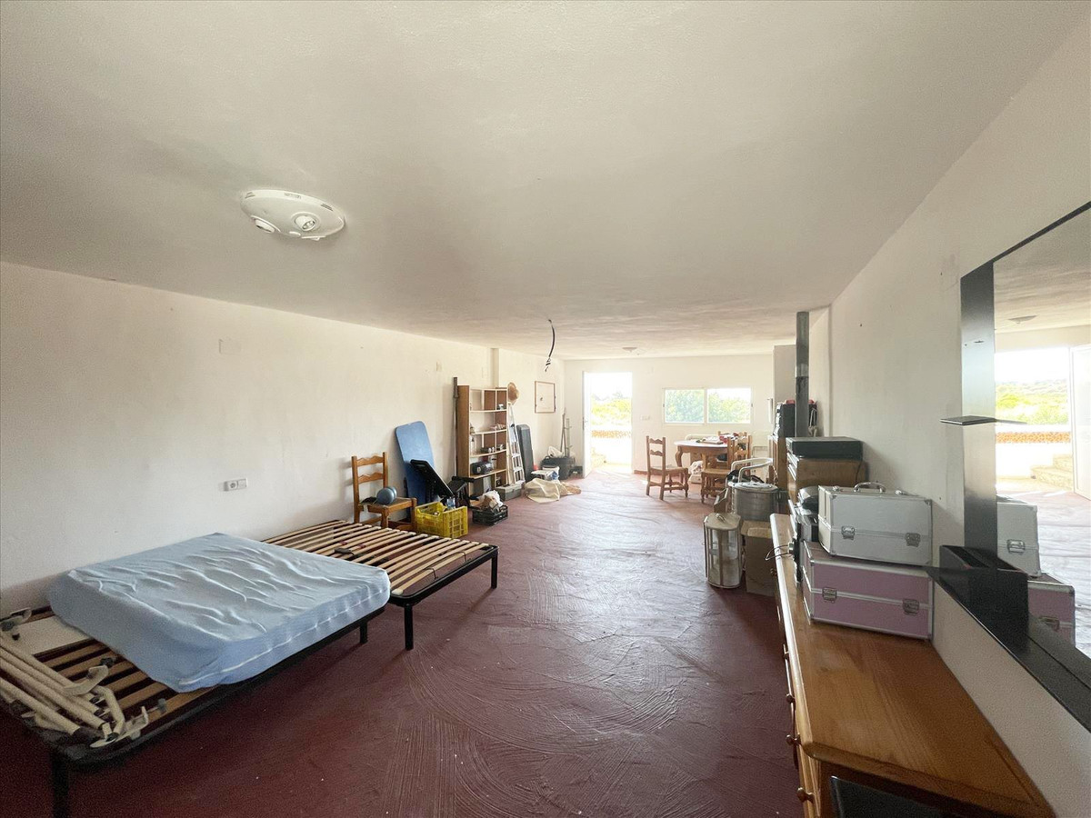 Se vende Villa - Chalet de 5 dormitorios en Costa Blanca, Alicante, España