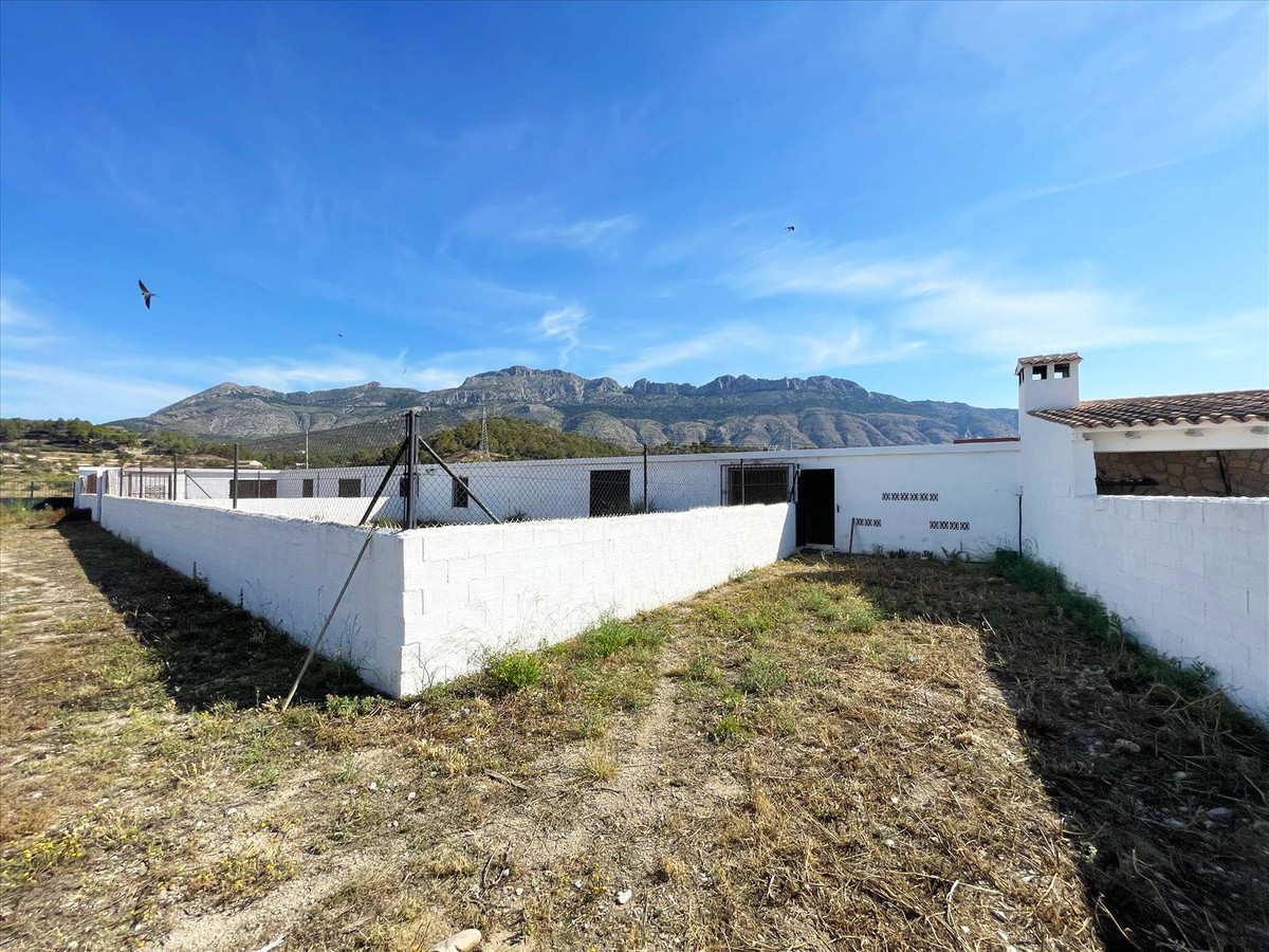 Se vende Villa - Chalet de 5 dormitorios en Costa Blanca, Alicante, España