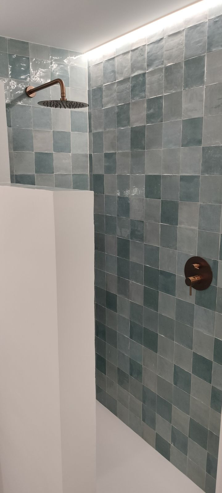 2 Bed Apartment for sale in Benahavís Costa Del Sol, Málaga, Spain