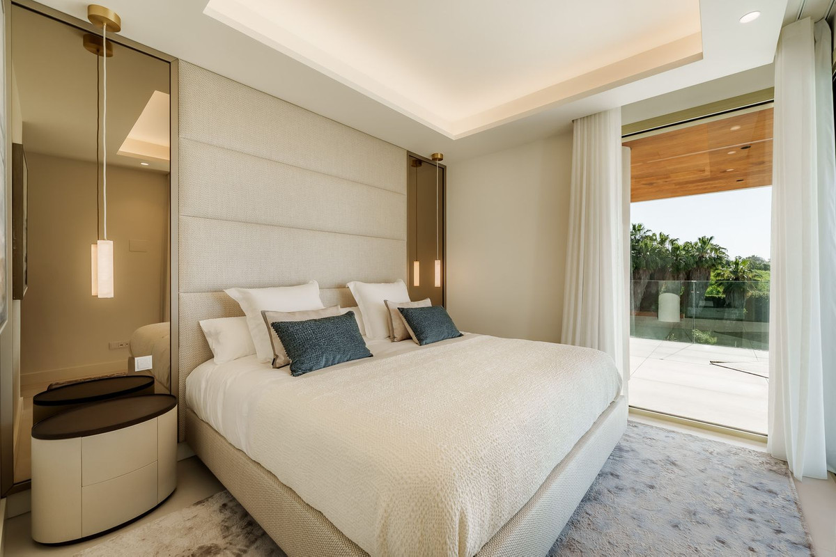 Se vende Apartamento Planta Baja de 4 dormitorios en Costa Del Sol, Málaga, España