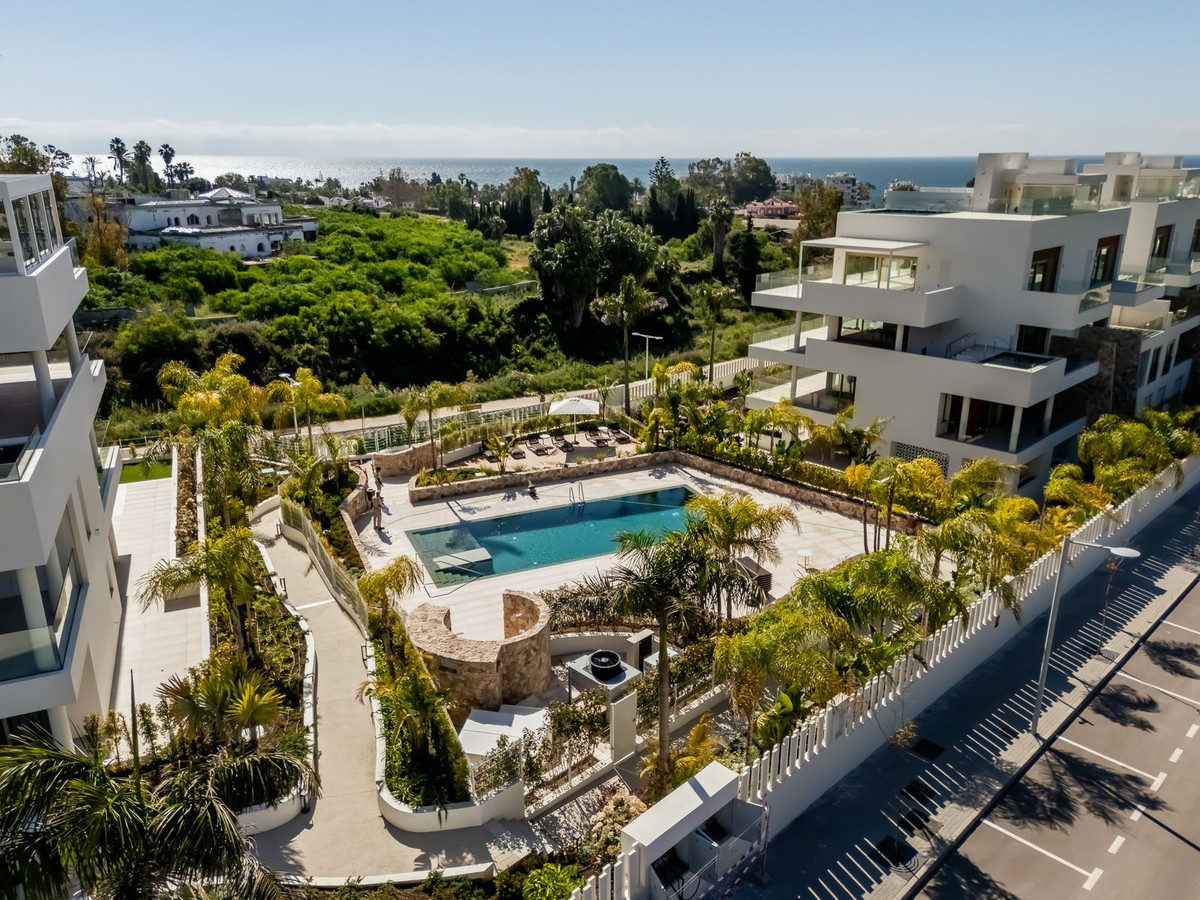 Se vende Apartamento Planta Baja de 4 dormitorios en Costa Del Sol, Málaga, España