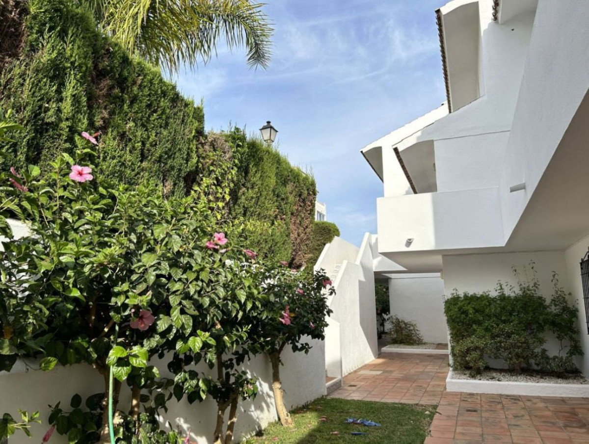 2 Bed Apartment for sale in Riviera Del Sol Costa Del Sol, Málaga, Spain
