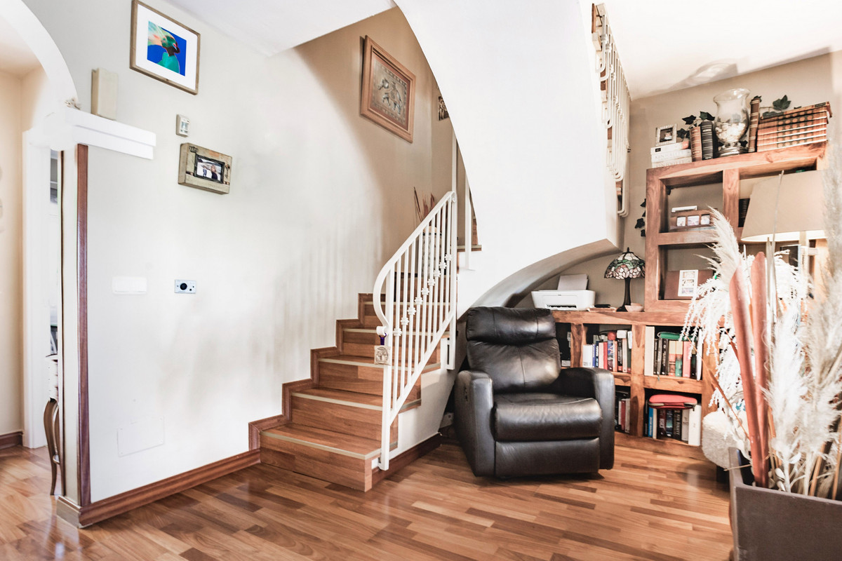 3 Bed Townhouse for sale in The Golden Mile Costa Del Sol, Málaga, Spain