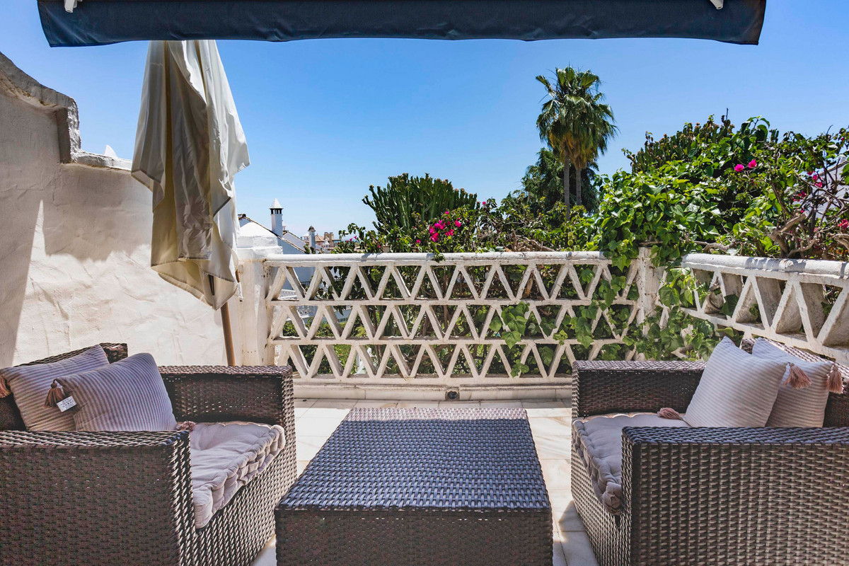 3 Bed Townhouse for sale in The Golden Mile Costa Del Sol, Málaga, Spain