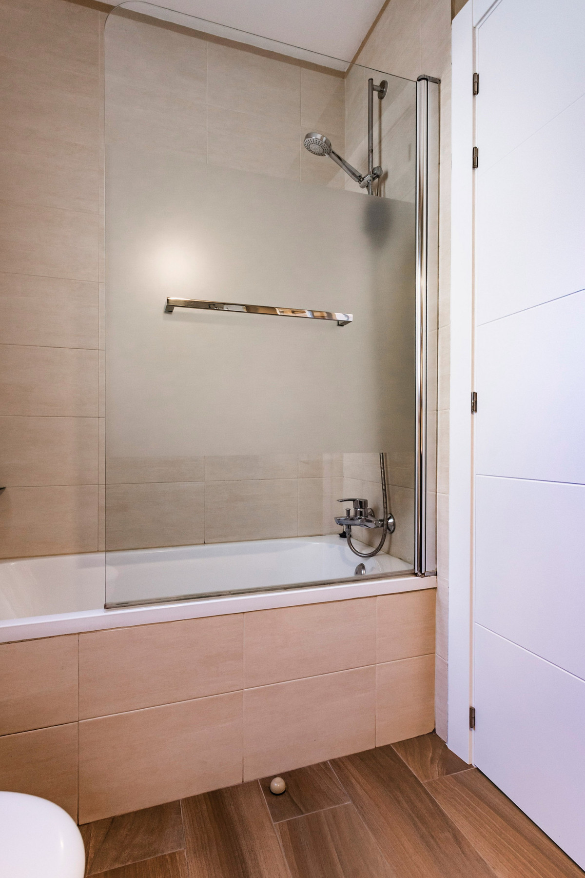 3 Bed Townhouse for sale in The Golden Mile Costa Del Sol, Málaga, Spain