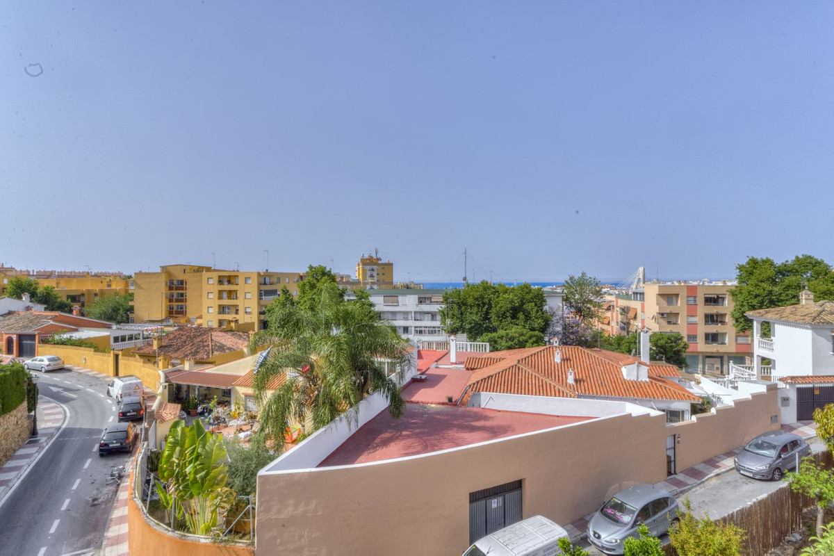 Se vende Villa - Chalet de 5 dormitorios en Costa Del Sol, Málaga, España