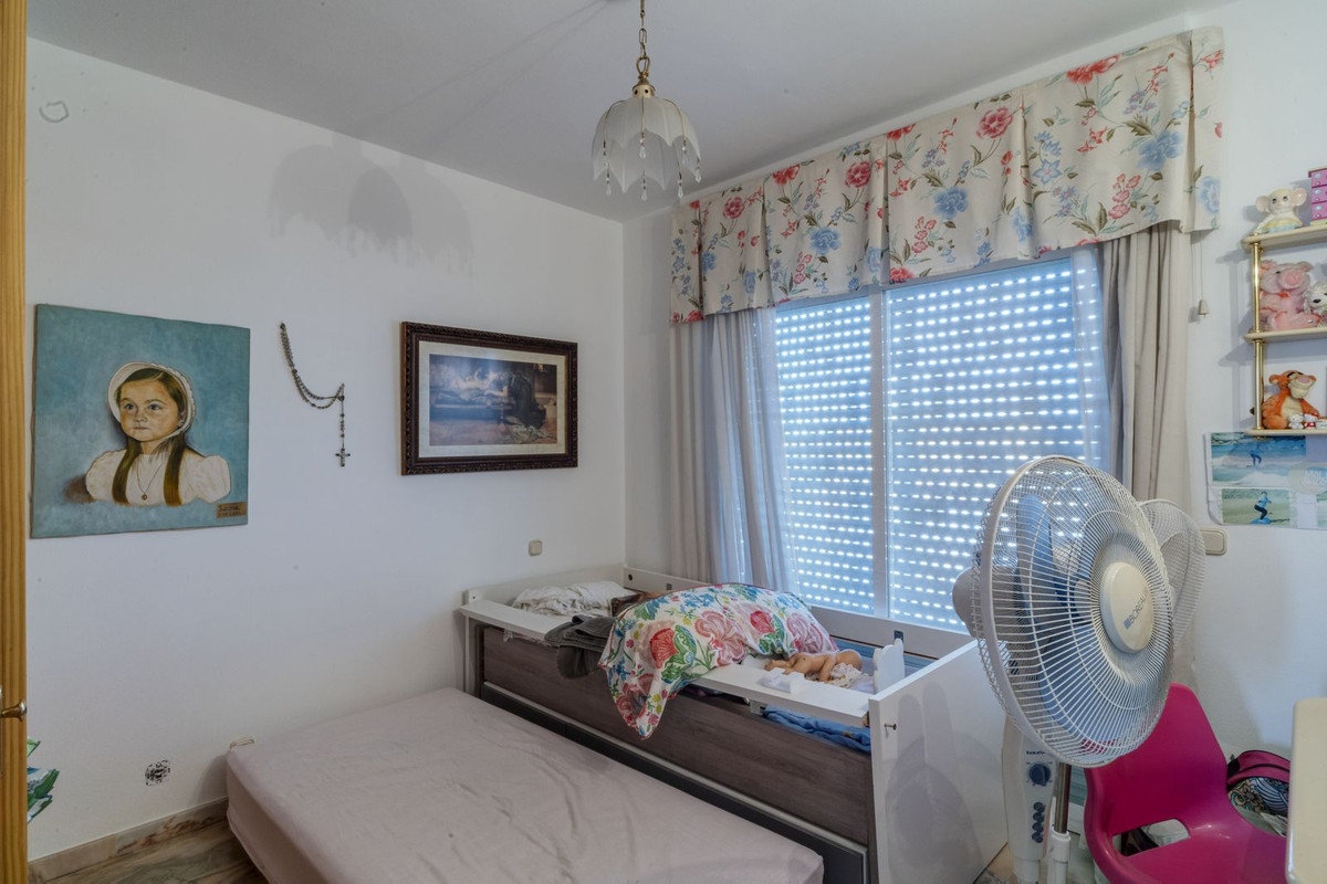 Se vende Villa - Chalet de 5 dormitorios en Costa Del Sol, Málaga, España
