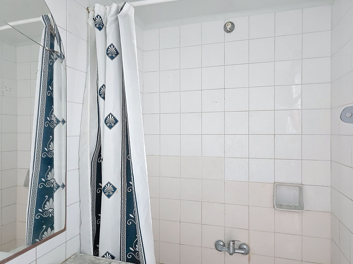 Se vende Adosada de 7 dormitorios en Costa Del Sol East, Málaga, España
