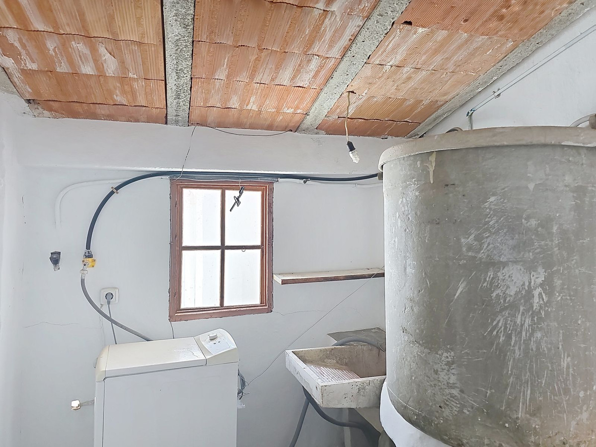 Se vende Adosada de 7 dormitorios en Costa Del Sol East, Málaga, España