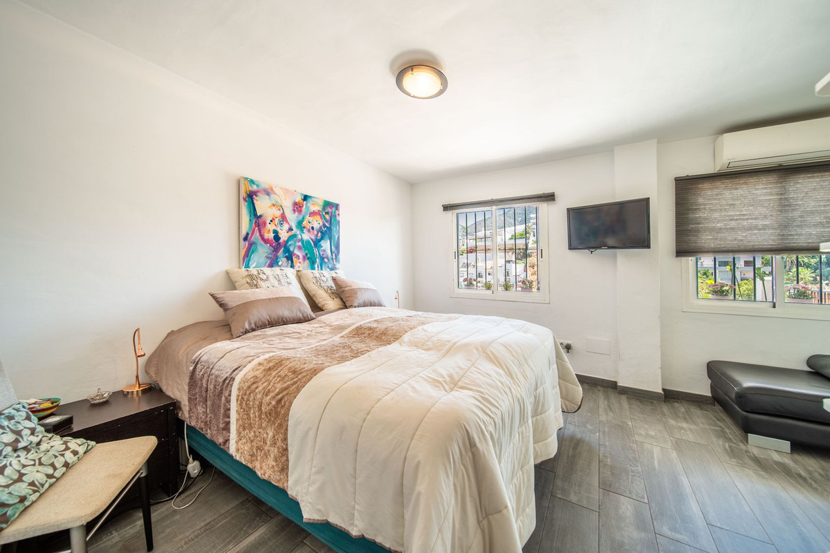 3 Bed Townhouse for sale in Fuengirola Costa Del Sol, Málaga, Spain