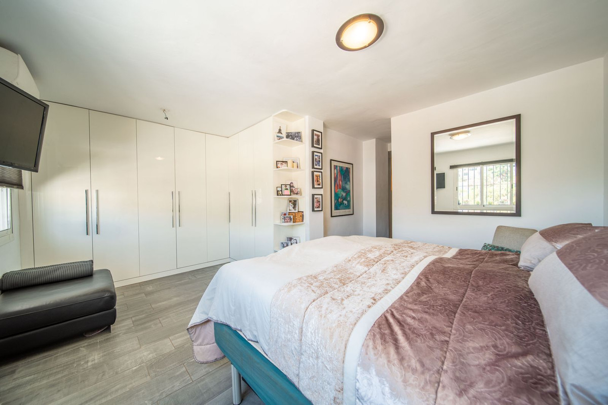 3 Bed Townhouse for sale in Fuengirola Costa Del Sol, Málaga, Spain