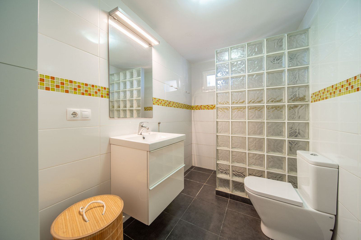 3 Bed Townhouse for sale in Fuengirola Costa Del Sol, Málaga, Spain