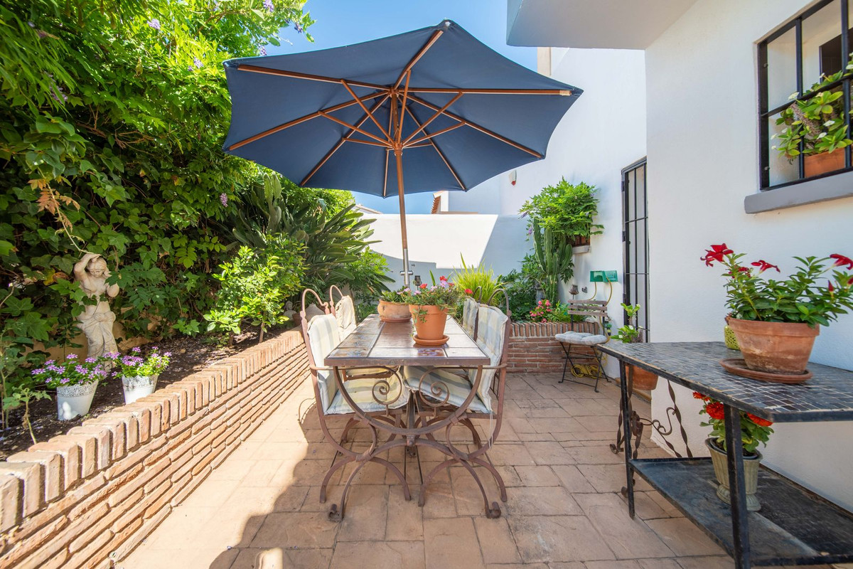 3 Bed Townhouse for sale in Fuengirola Costa Del Sol, Málaga, Spain