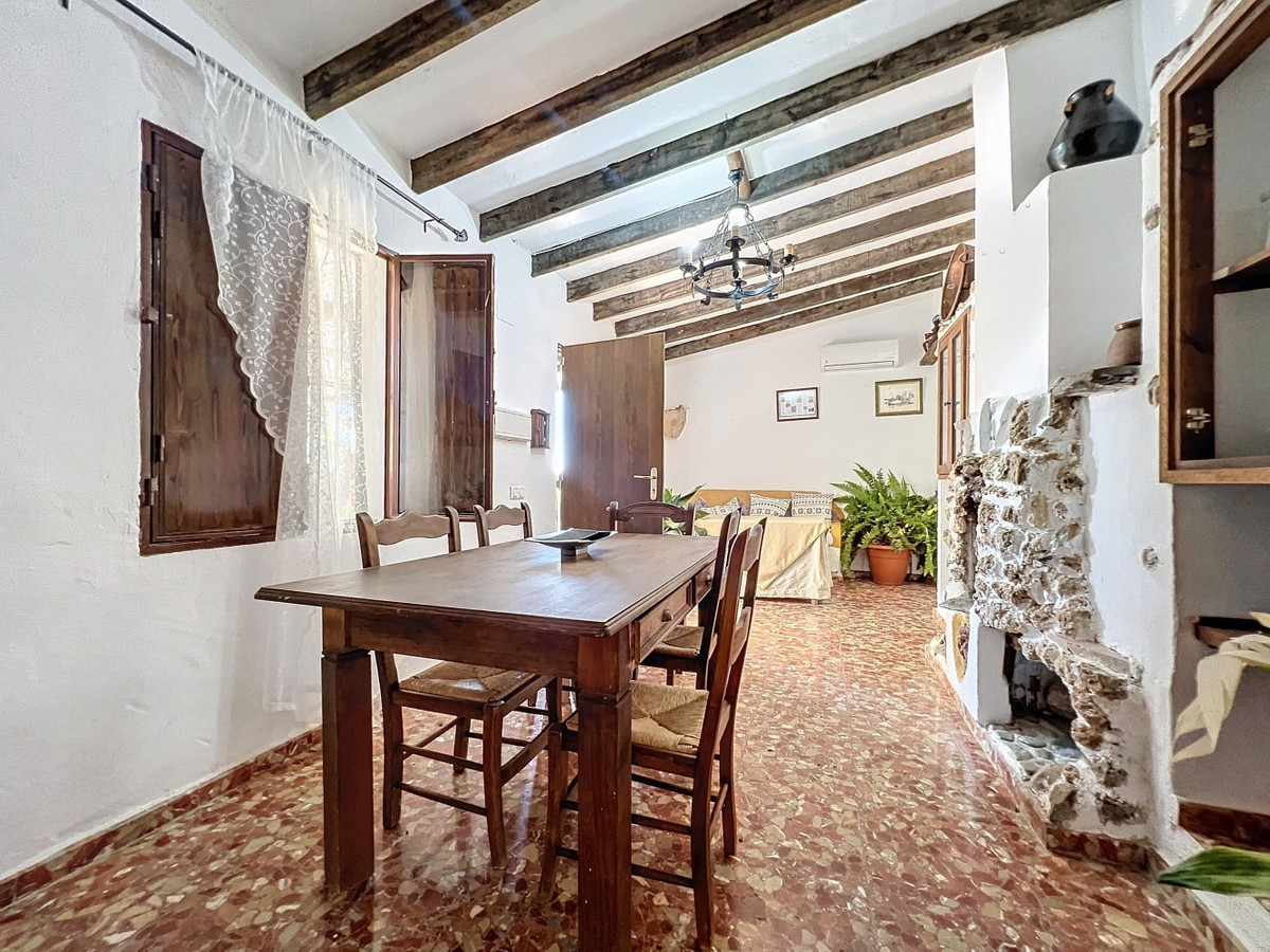 Se vende Villa - Chalet de 3 dormitorios en Costa Del Sol East, Málaga, España