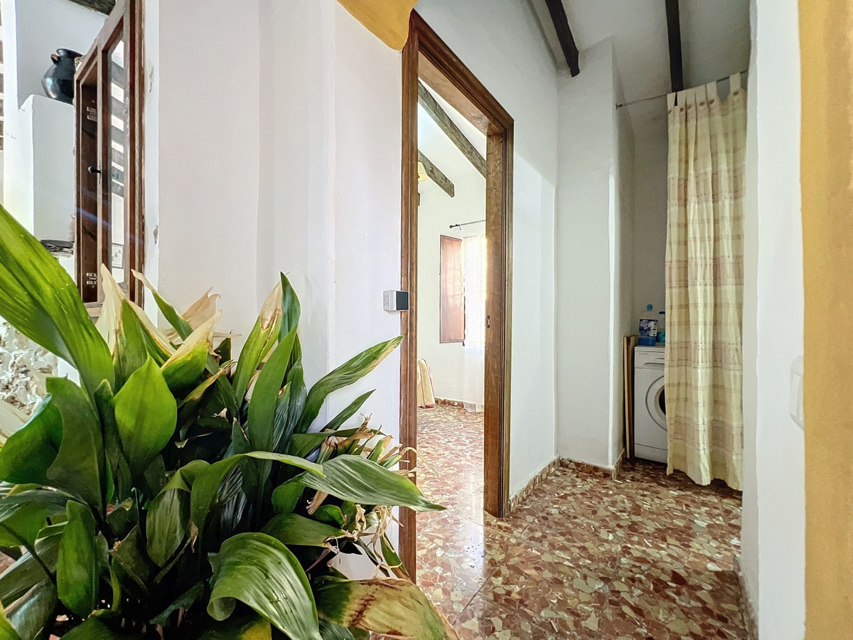 Se vende Villa - Chalet de 3 dormitorios en Costa Del Sol East, Málaga, España