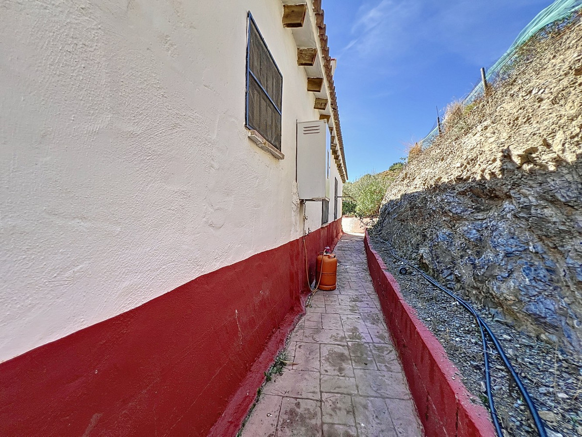 Se vende Villa - Chalet de 3 dormitorios en Costa Del Sol East, Málaga, España