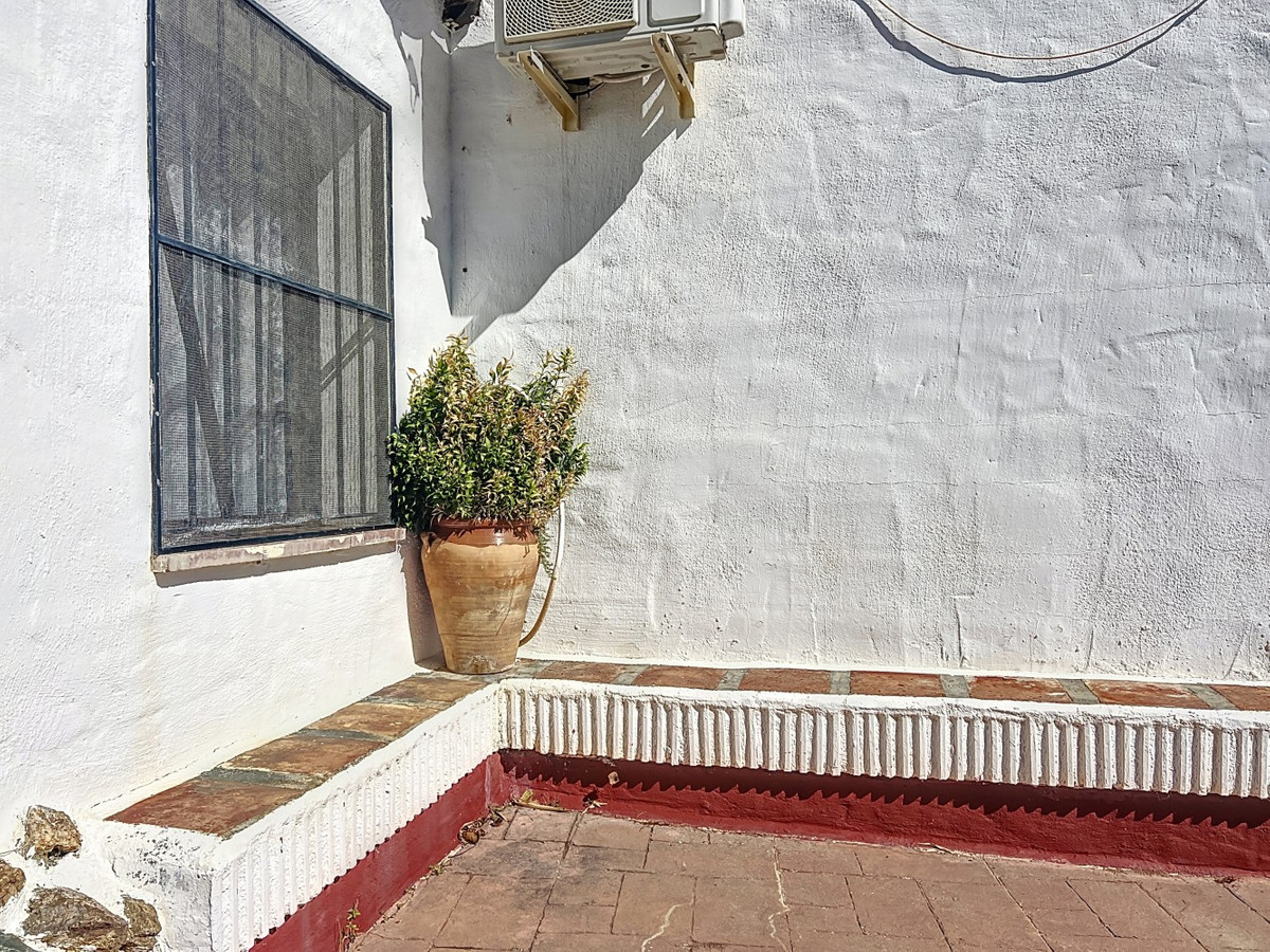 Se vende Villa - Chalet de 3 dormitorios en Costa Del Sol East, Málaga, España