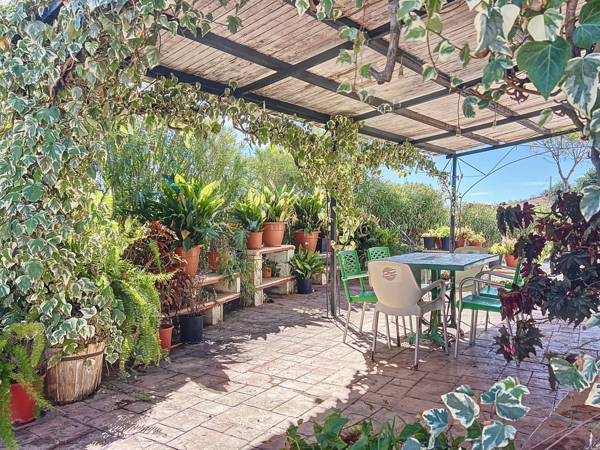 Se vende Villa - Chalet de 3 dormitorios en Costa Del Sol East, Málaga, España
