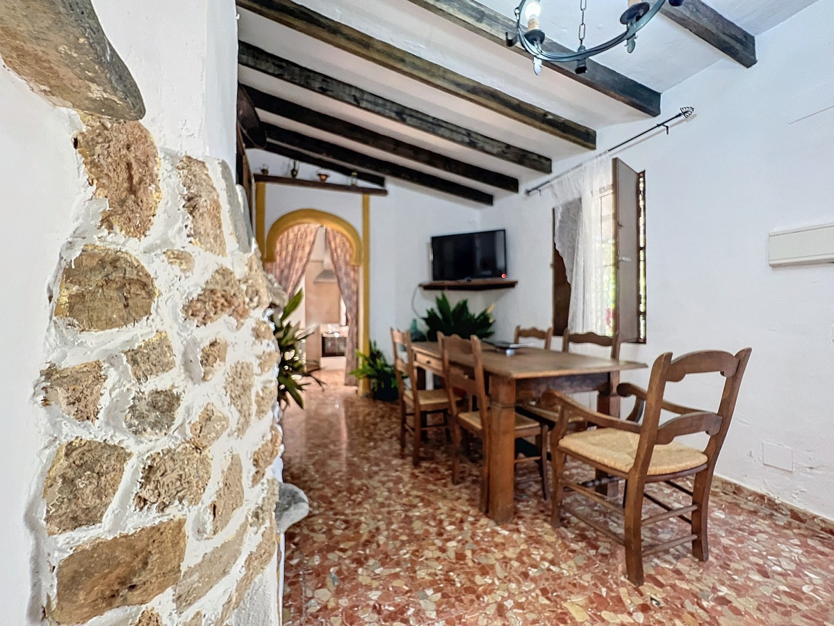 Se vende Villa - Chalet de 3 dormitorios en Costa Del Sol East, Málaga, España