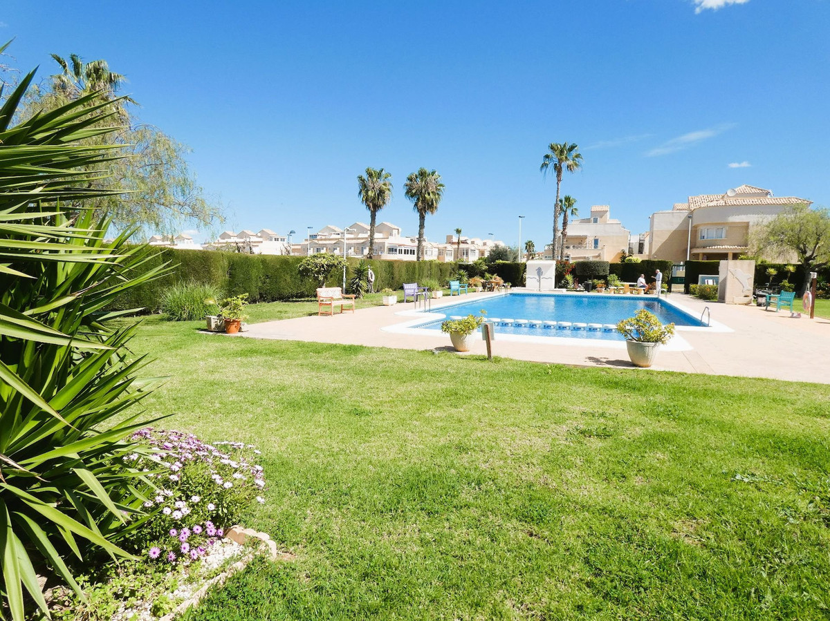 2 Bed Townhouse for sale in Torrevieja Costa Blanca, Alicante, Spain