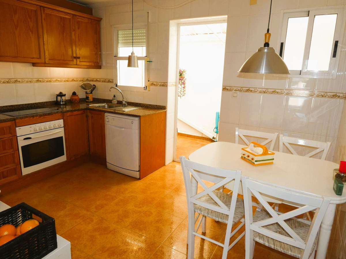 2 Bed Townhouse for sale in Torrevieja Costa Blanca, Alicante, Spain