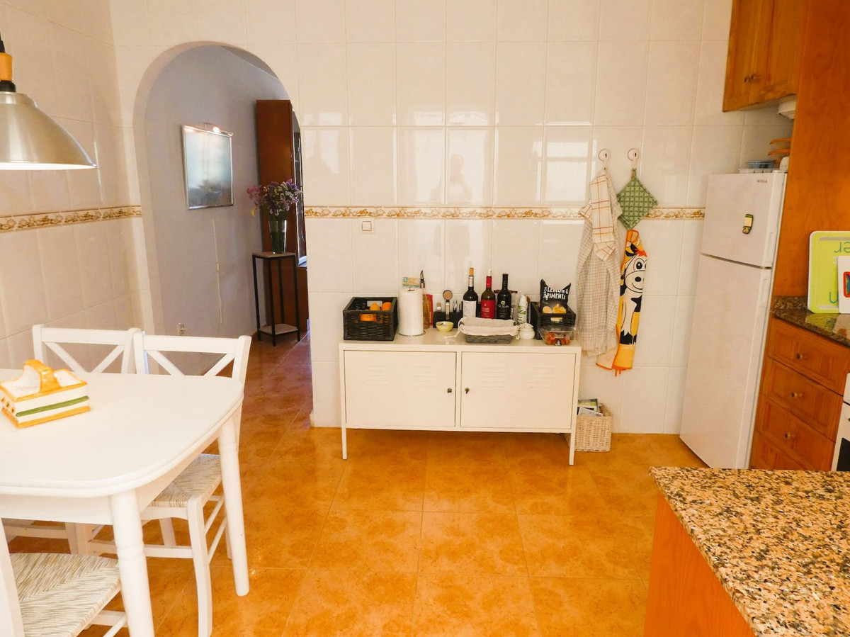 2 Bed Townhouse for sale in Torrevieja Costa Blanca, Alicante, Spain