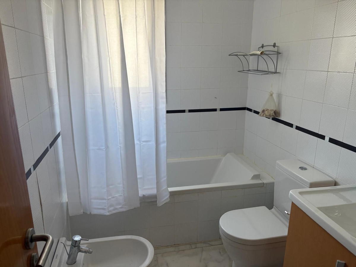 2 Bed Apartment for sale in La Finca Golf Costa Blanca, Alicante, Spain