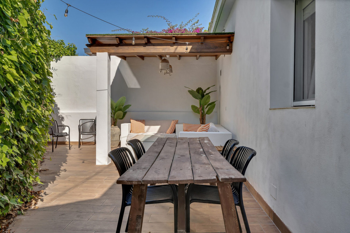 4 Bed Townhouse for sale in Javea Costa Blanca, Alicante, Spain