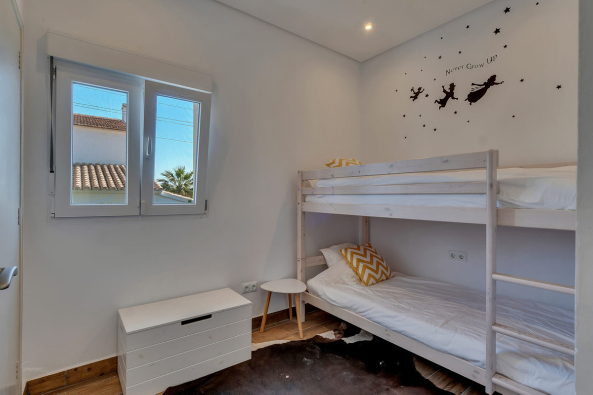 4 Bed Townhouse for sale in Javea Costa Blanca, Alicante, Spain
