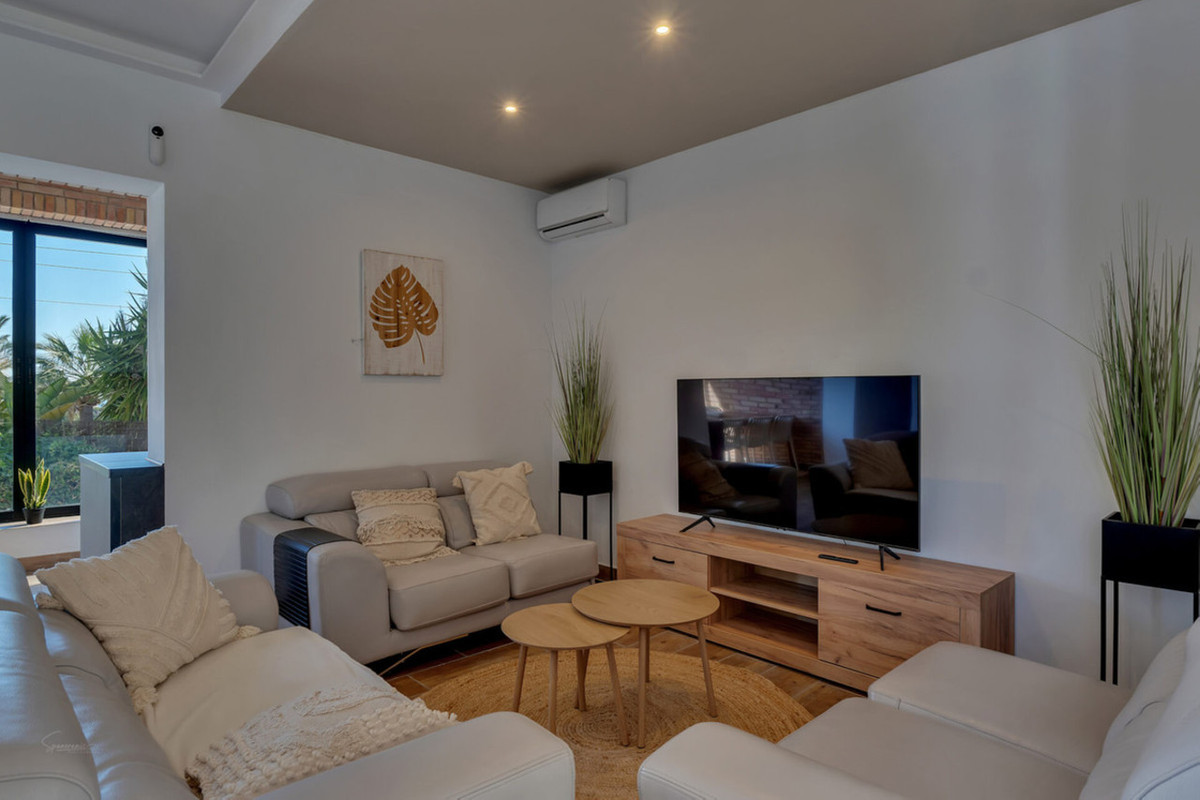 4 Bed Townhouse for sale in Javea Costa Blanca, Alicante, Spain