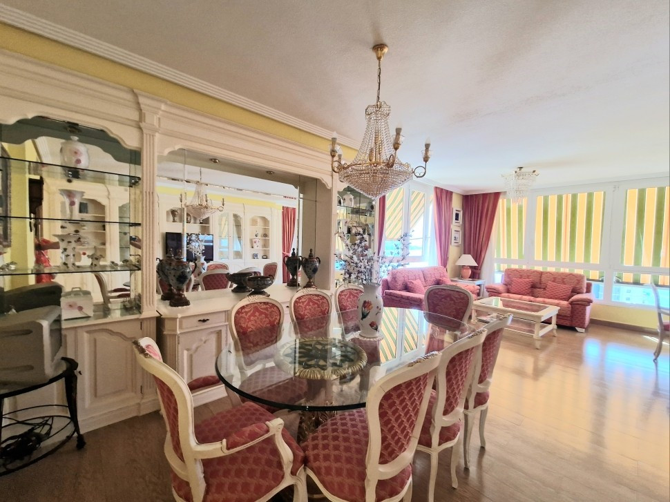 Se vende Apartamento Planta Media de 4 dormitorios en Costa Blanca, Alicante, España