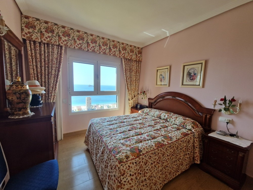 Se vende Apartamento Planta Media de 4 dormitorios en Costa Blanca, Alicante, España