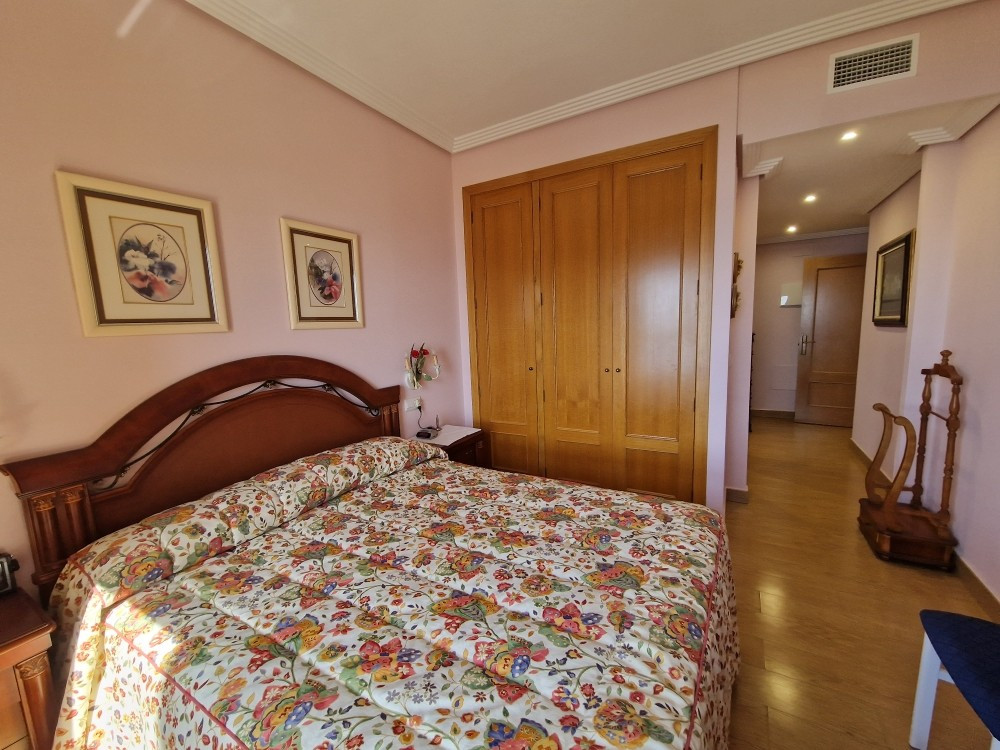 Se vende Apartamento Planta Media de 4 dormitorios en Costa Blanca, Alicante, España