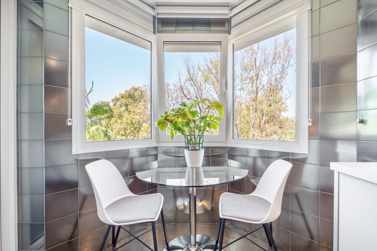 3 Bed Apartment for sale in Puerto Banús Costa Del Sol, Málaga, Spain
