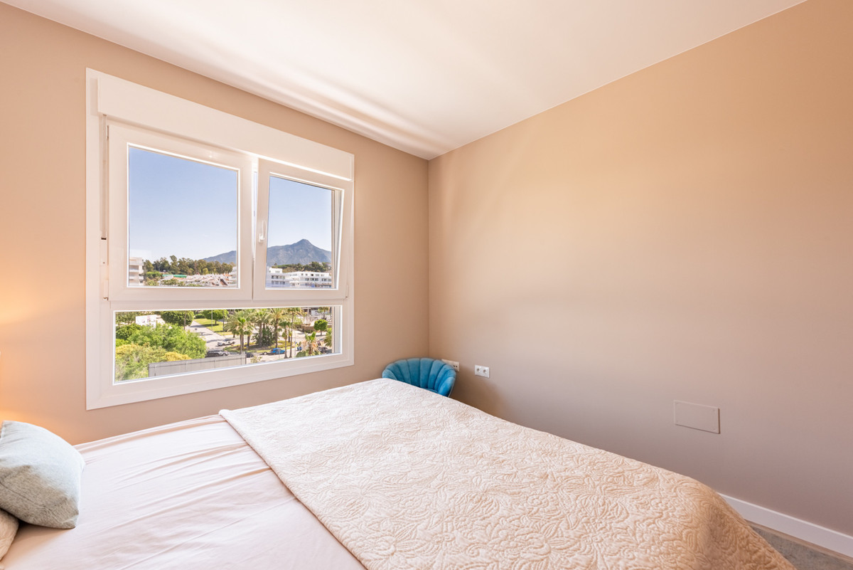 3 Bed Apartment for sale in Nueva Andalucía Costa Del Sol, Málaga, Spain
