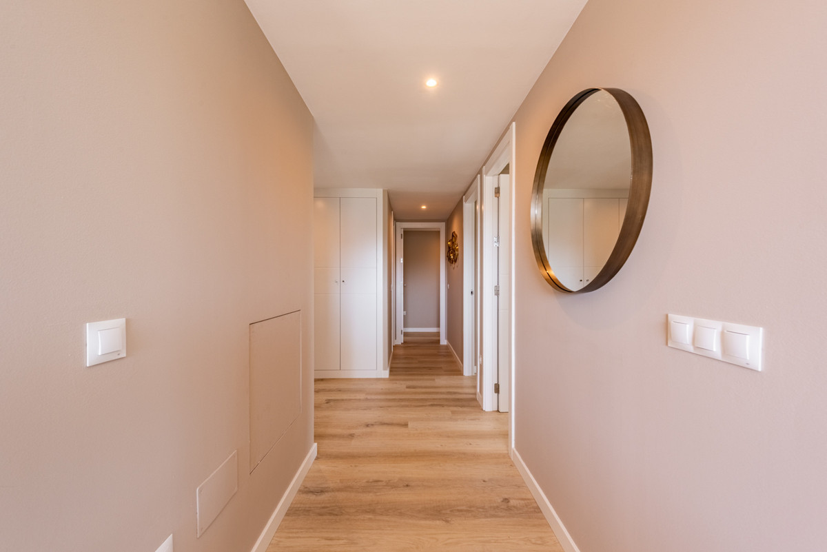 3 Bed Apartment for sale in Nueva Andalucía Costa Del Sol, Málaga, Spain