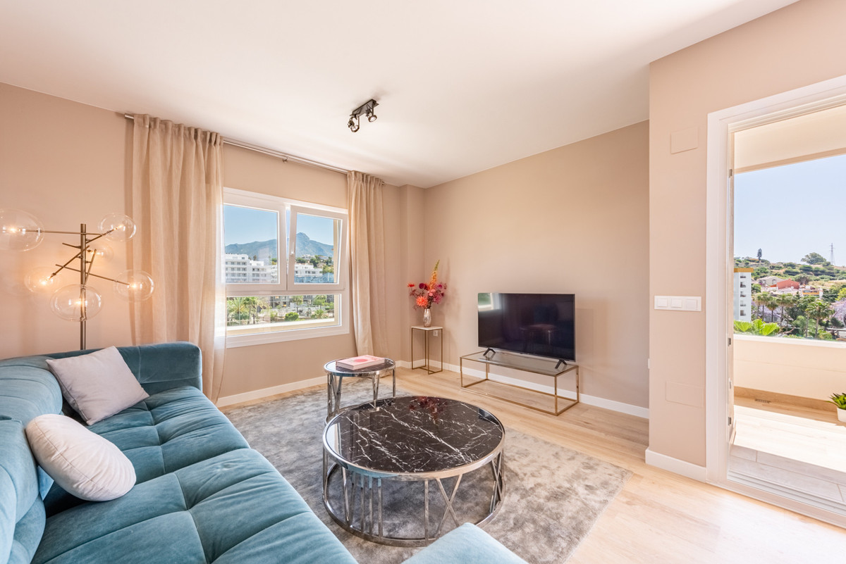 3 Bed Apartment for sale in Nueva Andalucía Costa Del Sol, Málaga, Spain