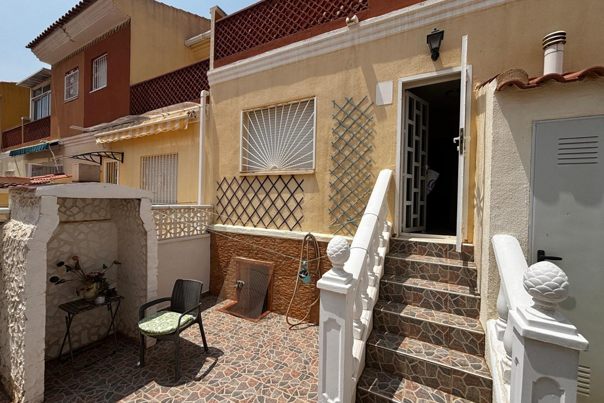 3 Bed Townhouse for sale in Dona Pepa Costa Blanca, Alicante, Spain